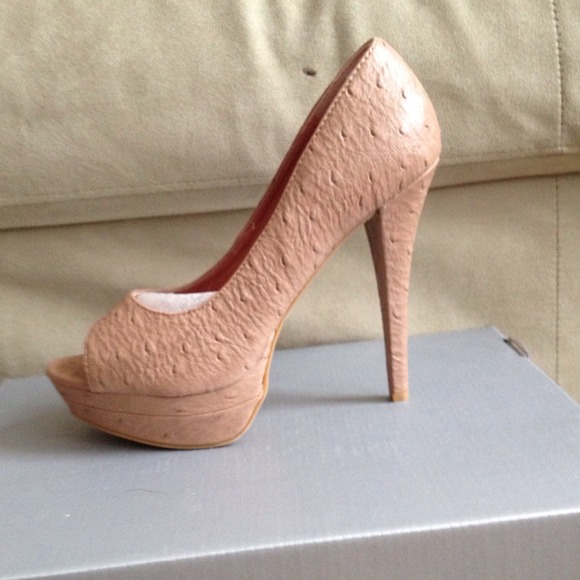 Platform open toes pumps size 8.5 - Picture 1 of 2