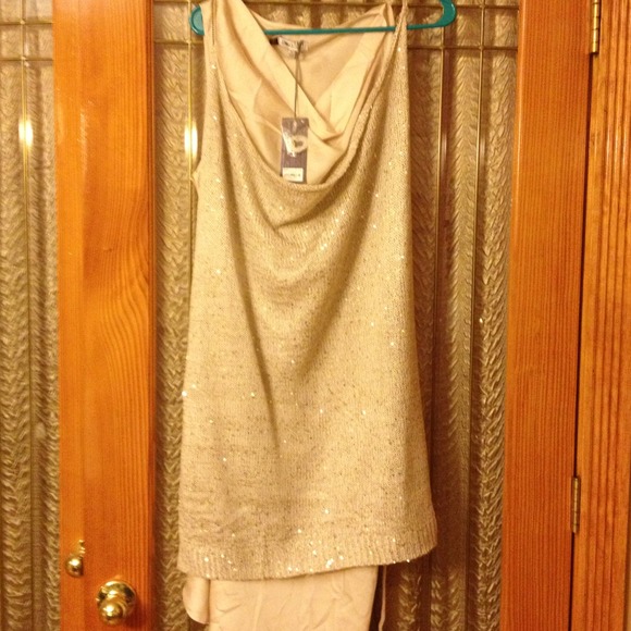 Brand new Jennifer Lopez dress. Never worn!