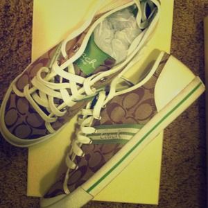 Reduced🎉NWB.Coach size 9