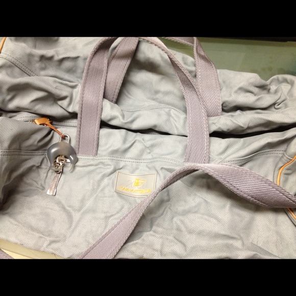 🌺RESERVED BY krazygirl 🌺LV Cup Travel Bag.