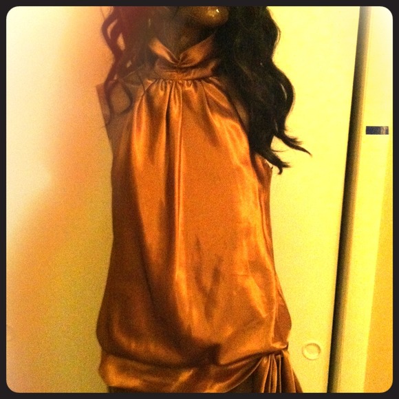 CUTE Sleeves satin top!!!