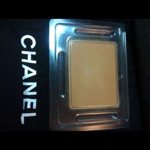 Chanel powder. Sable.