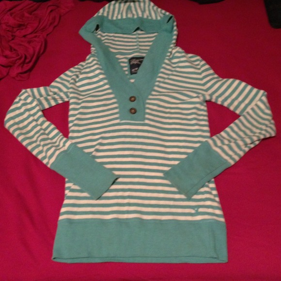 American eagle sweater(: