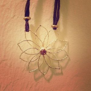 Flower necklace