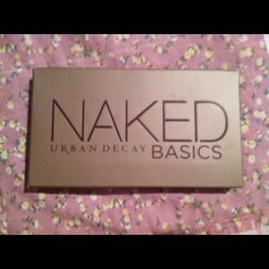 🌟SOLD🌟URBAN DECAY NAKED BASICS