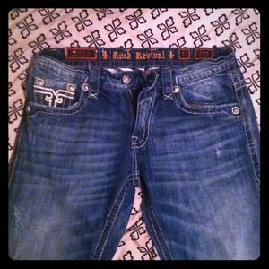 SOLD!!! 🔥Men Rock Revival jeans👤👖(negotiable)
