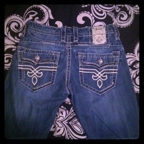 SOLD!! 🔥Men Rock Revival jeans👤👖(negotiable)