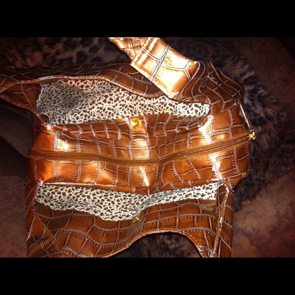 Graciano laminated handbag - Picture 2 of 4