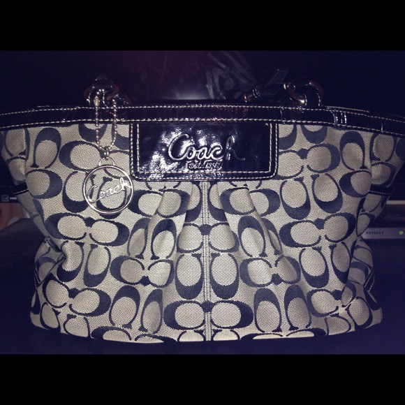 Coach signature tote purse