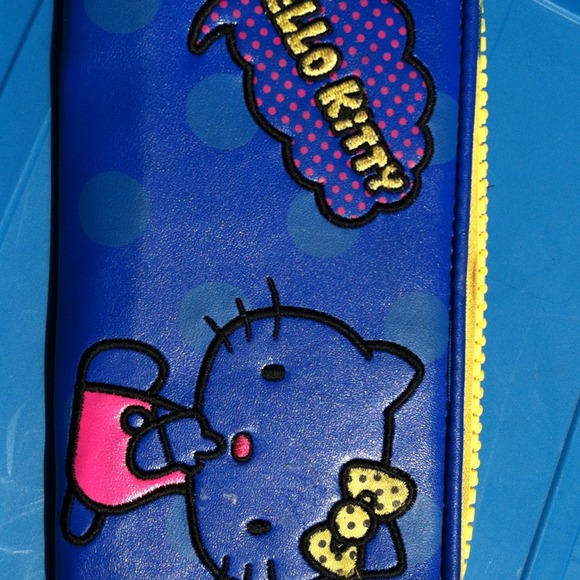 Hello kitty wallet