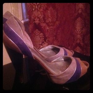 Steve Madden heels. Size 8 1/2