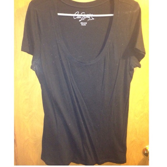 Scoop Neck Basic Tee Bundle! SOLD