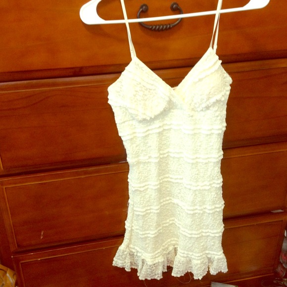 INTERI lace party dress