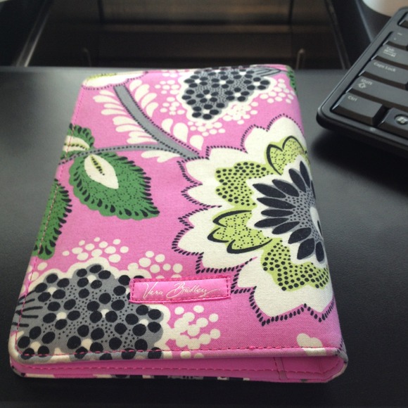 RESERVED!! Vera Bradley ereader case!