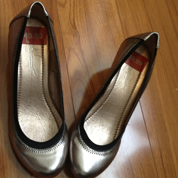 Bcbg wedge