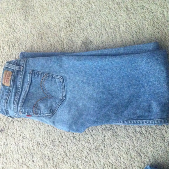 Levi jeans