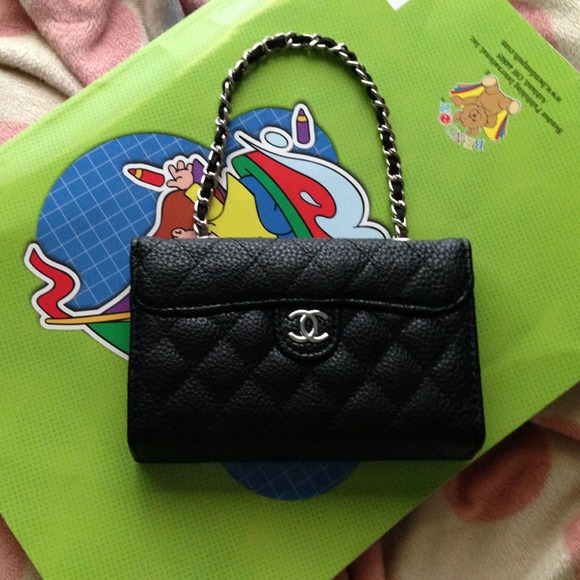 Chanel iphone 4 case