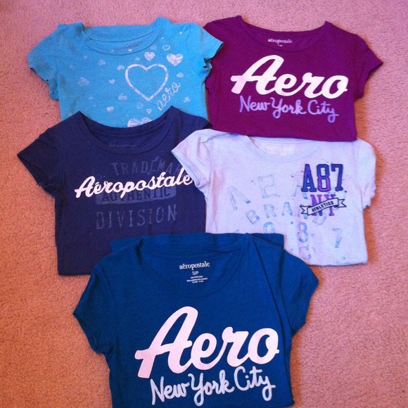 🔴Sold🔴 A bundle of 5 Aéropostale Small tops