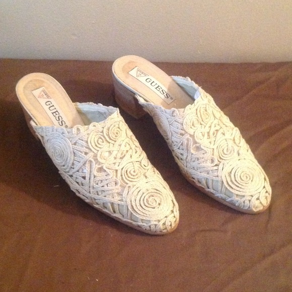 shoes , bolo, pnk sweater, purse ,earrings, pin