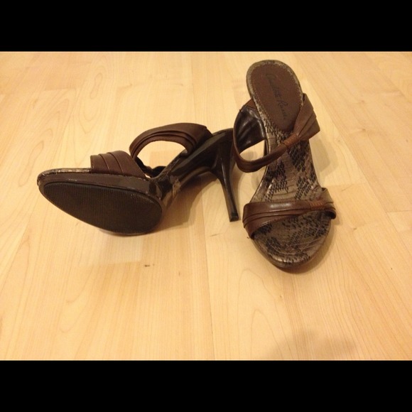 Brown with snakeskin sole heels - Picture 3 of 6
