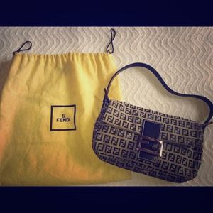 Fendi baguette demin