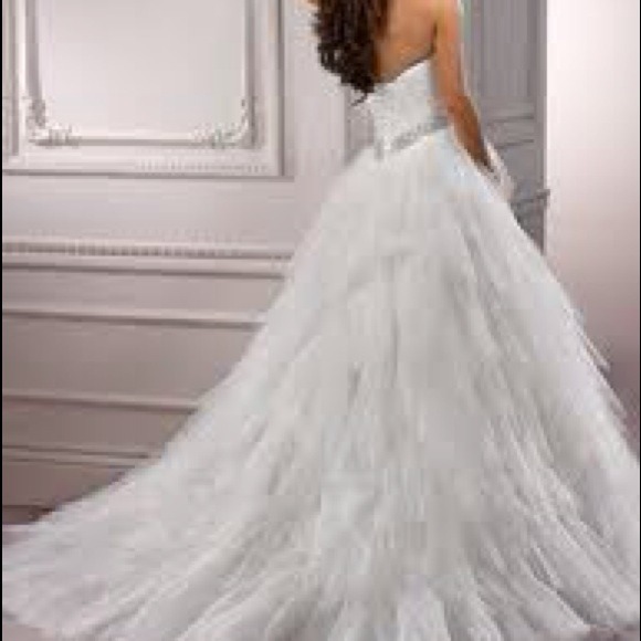 Breathtaking! Maggie Sottero wedding gown sz 8 - Picture 2 of 4