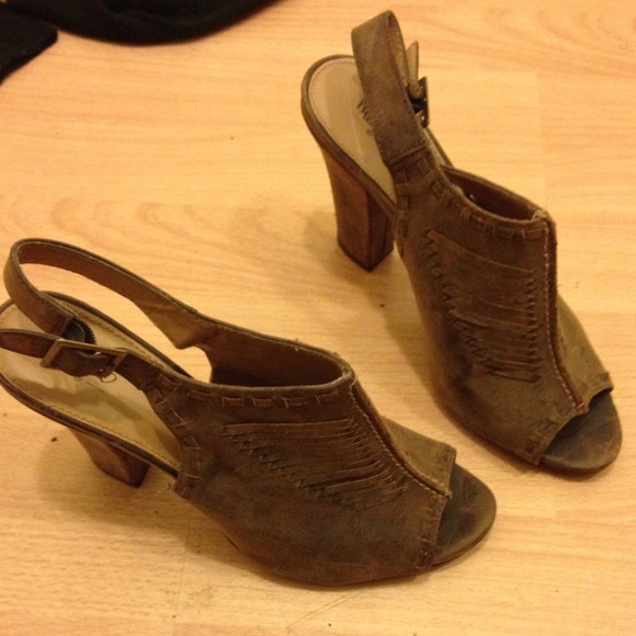 Suede sling backs - Picture 2 of 2