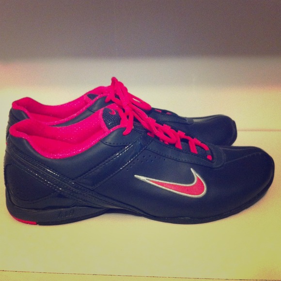 Nike Shoes - ❌RESERVED❌ Nikes blue and pink