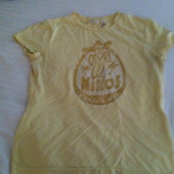 American eagle shirt small