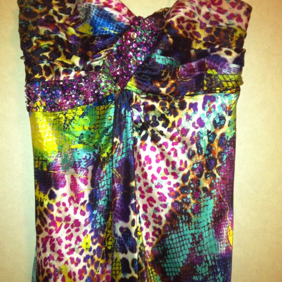 Beautiful prom dress - Picture 2 of 4
