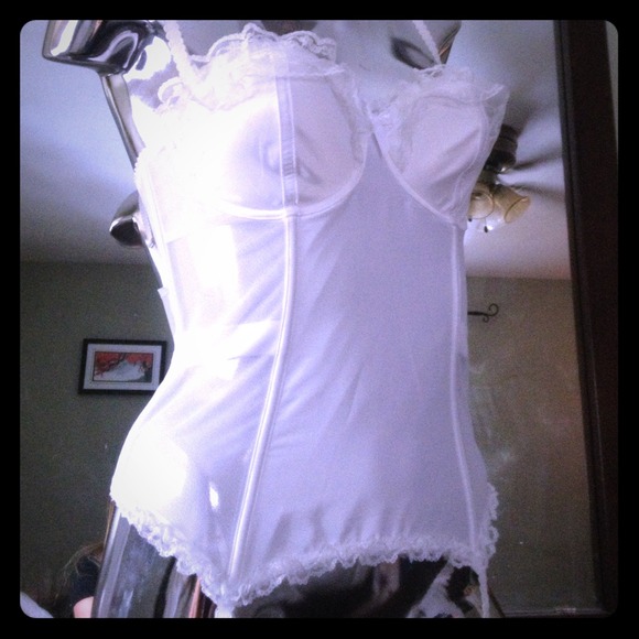 VS I DO bridal collection