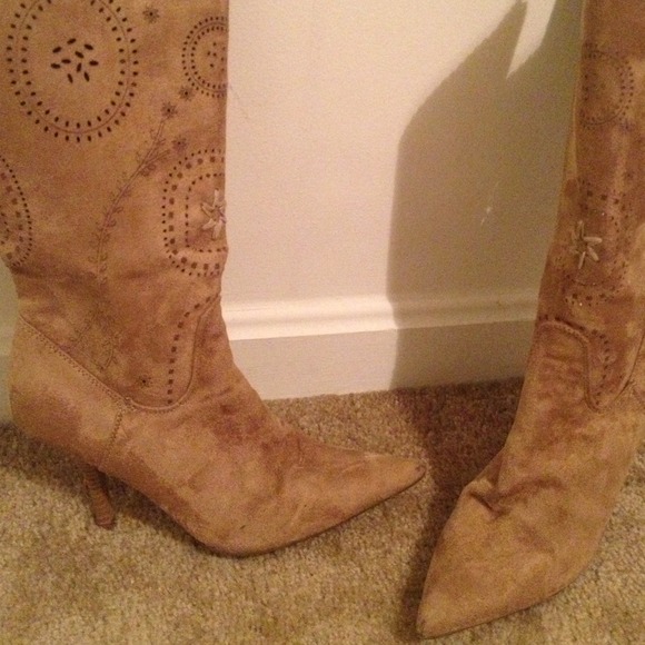 Tan Suede boots!