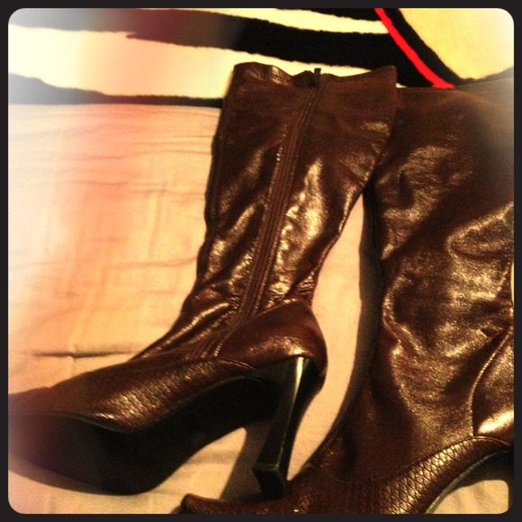 Brown boots
