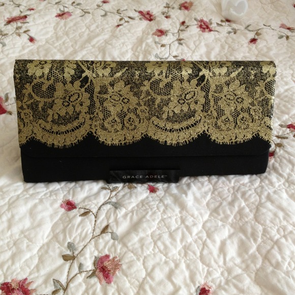 New clutch. Never used.