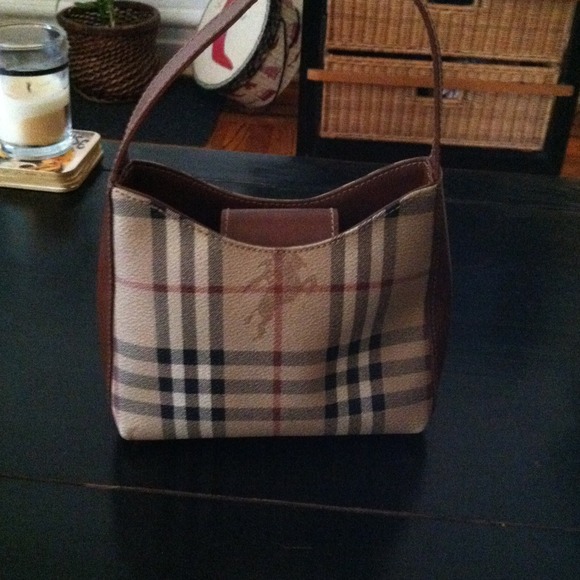Authentic Burberry purse.