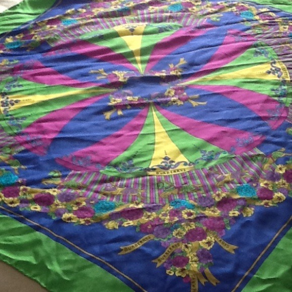 Burberry scarf REDUCED/bundle w/ LG bag