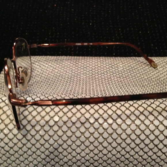 Women's Authentic  Fossil "New" Eye Glass Frames - Picture 3 of 4