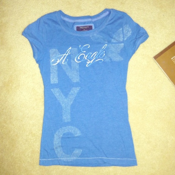 AE blue tee worn once!