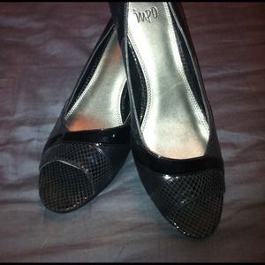 Black Pumps ✨Reduced!✨ Reserved