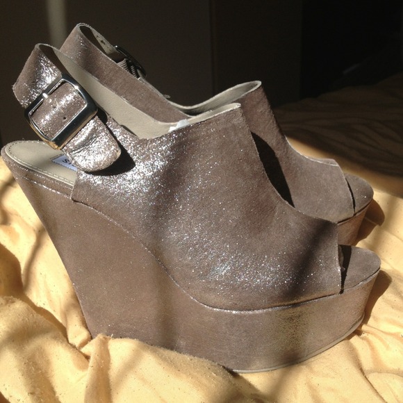 Steve Madden Wedges