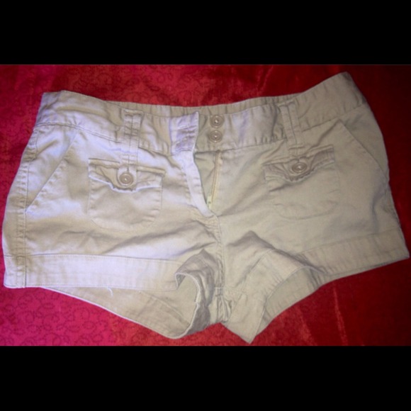 Beige shorts