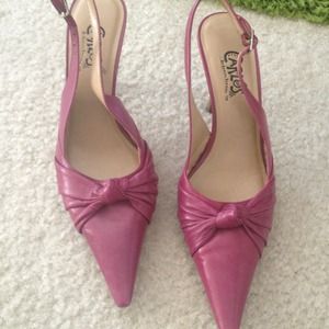 Carlos Santana slingbacks