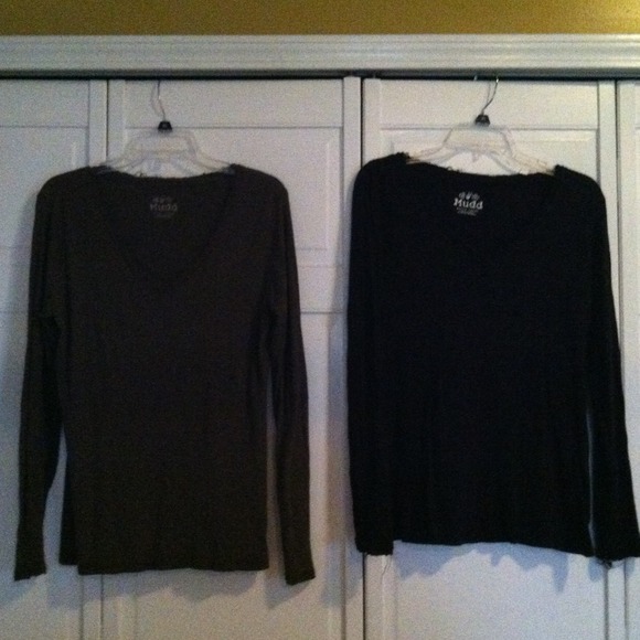 Great Bundle!! 2 Mudd Long Sleeve Tee's