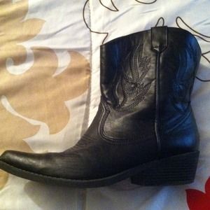 Cute black cowboy boots