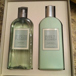 Leopard purse guess purse and spray set reserved