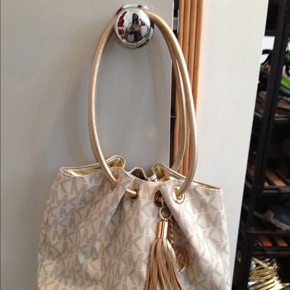 ***TRADED******MK offwhite/nude bag