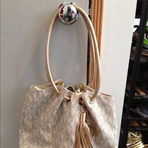 ***TRADED******MK offwhite/nude bag