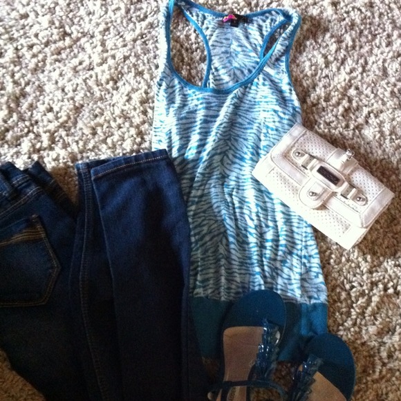 Forever 21 Blue Zebra Print Tank Top
