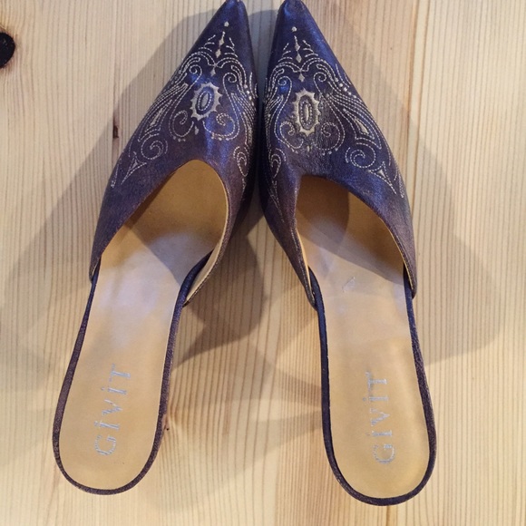 SALE. Cowboy Style Kitten Heels Made in Spain