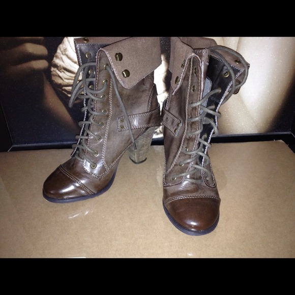 Reserved...🎀Steve Madden boots